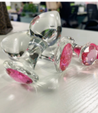 !                                                     ST**  Crystal Anal Plug- transparente em vidro